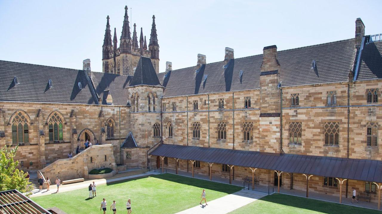 Why studying at Australian colleges and vocational institutions?
